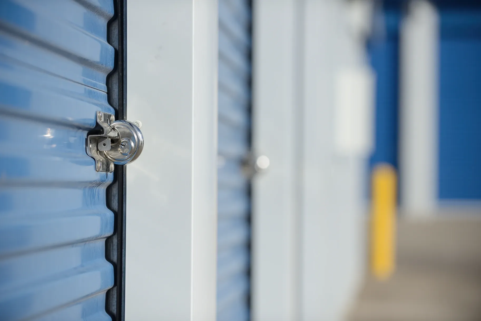 Disc lock on Self Storage Unit